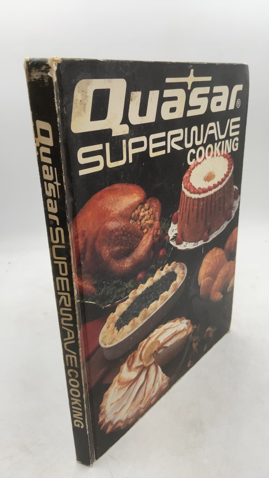 Quasar Microwave/Convection Oven Cookbook by Suzanne S. Scott - front cover