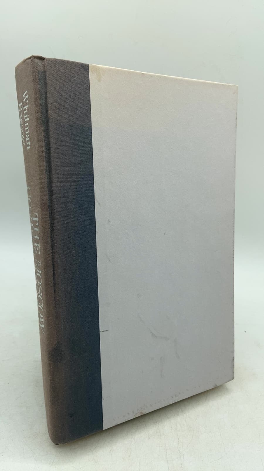 The Moscow Correspondents: Reporting on Russia from the Revolution to Glasnost by Whitman Bassow - front cover
