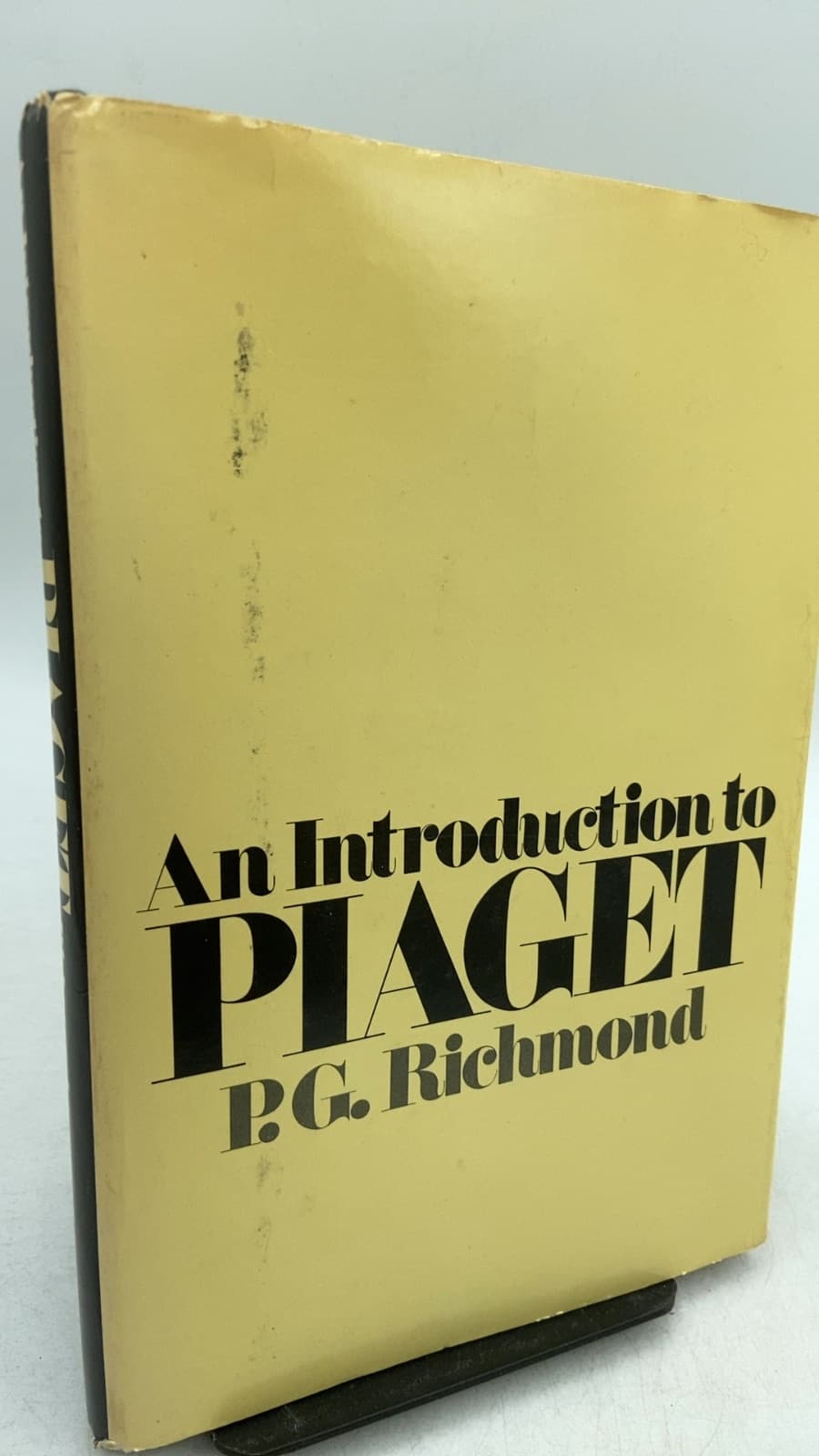 An Introduction to Piaget by P. G. Richmond - front cover