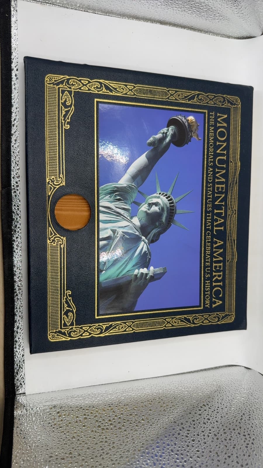 Monumental America: The Memorials and Statues That Celebrate U.S. History. Missing Coin by Lisa Brooks - front cover
