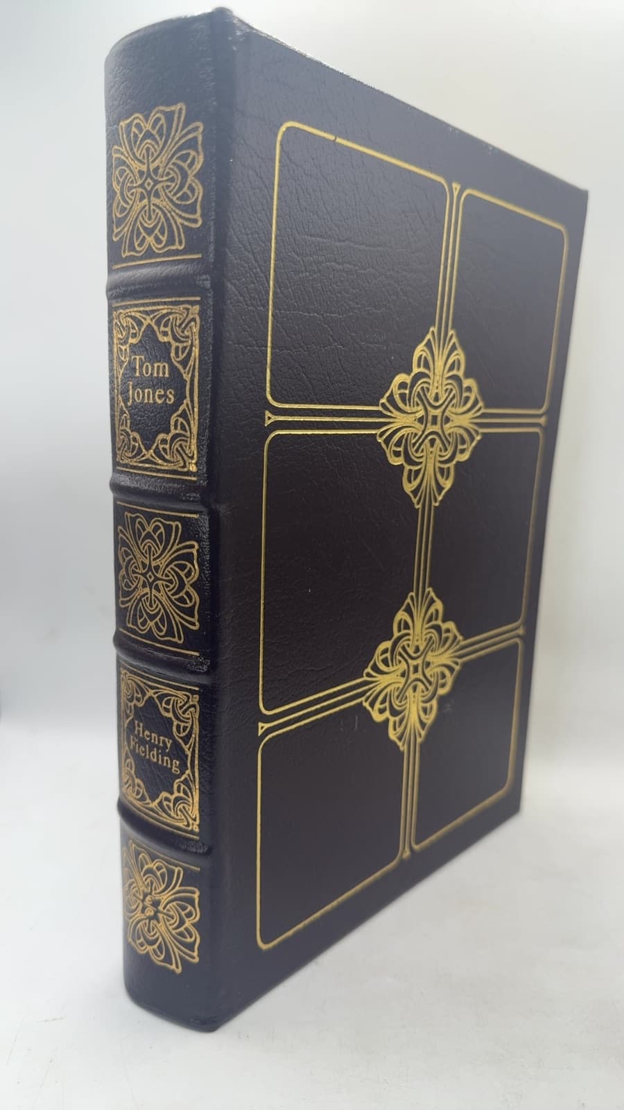 The History of Tom Jones A Foundling by Henry Fielding - front cover