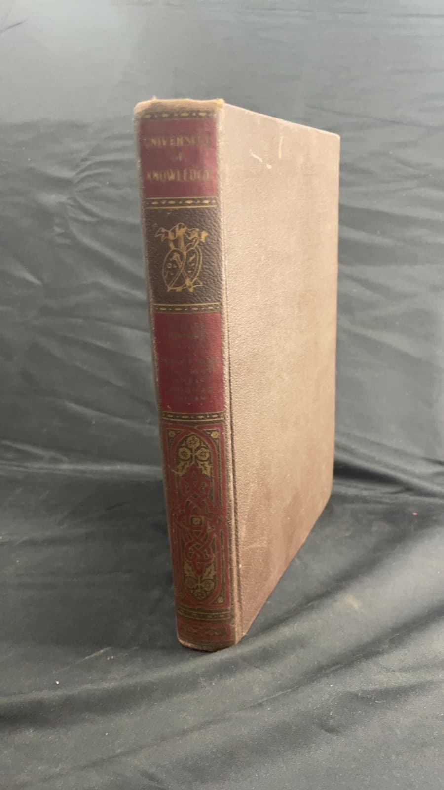 An Outline History of Art by Joseph Pijoan - front cover