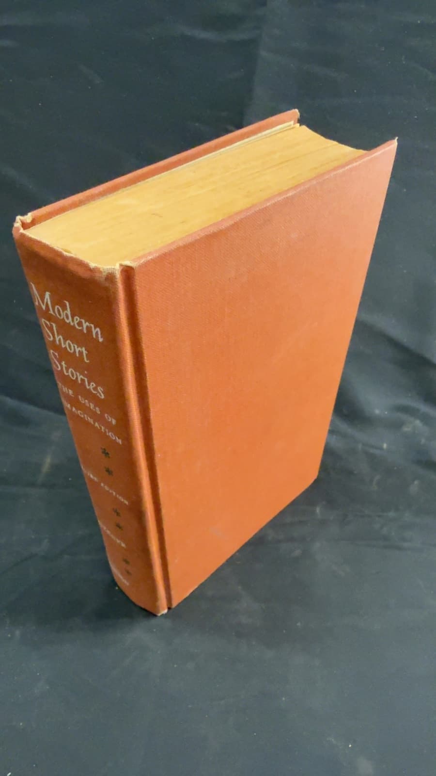 Modern Short Stories: The Uses of Imagination by Edited by Arthur Mizener - front cover