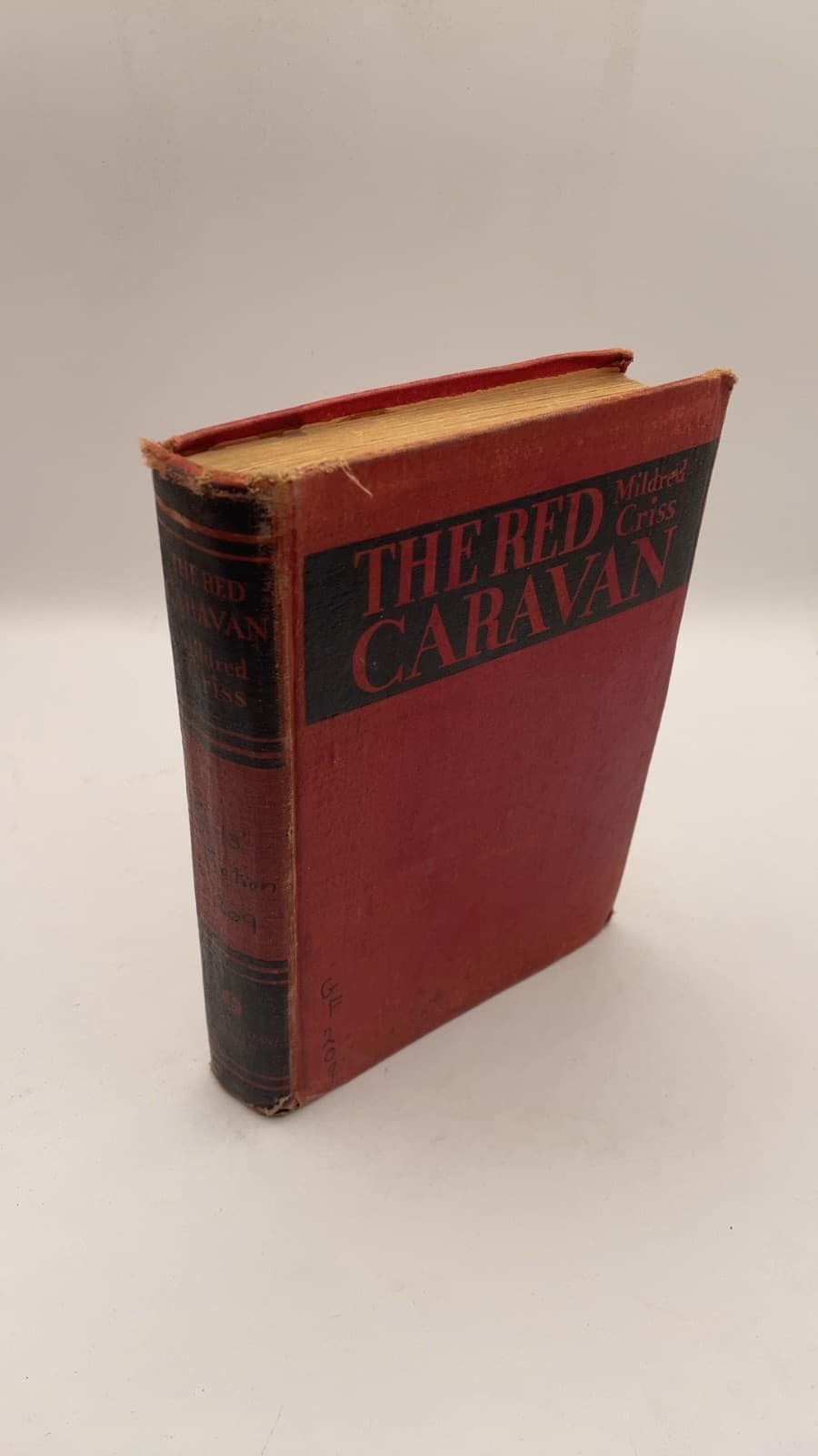 The Red Caravan: The Wandering Adventures of Francesca by Mildred Criss - front cover