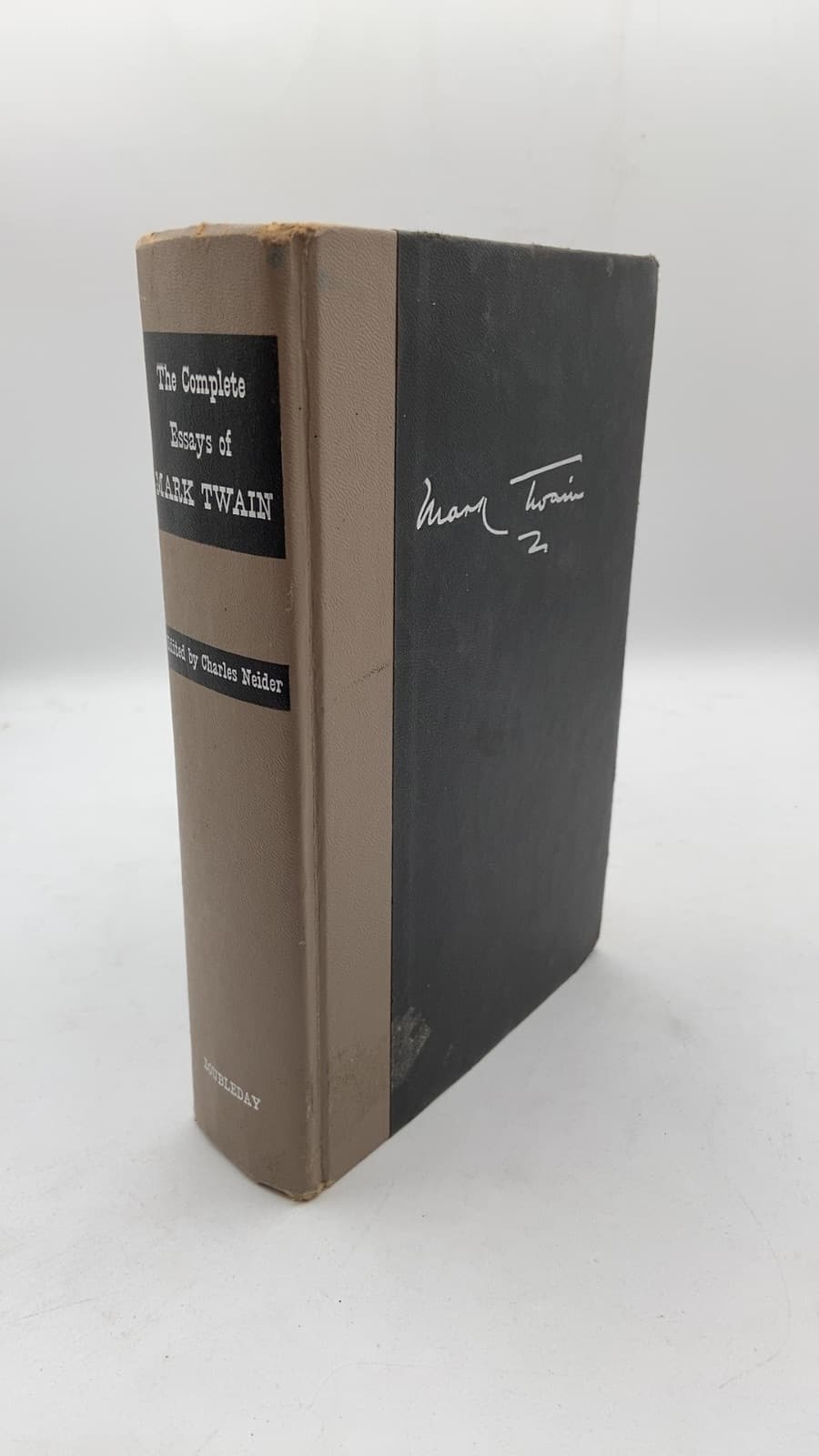The Complete Essays of Mark Twain by Mark Twain - front cover
