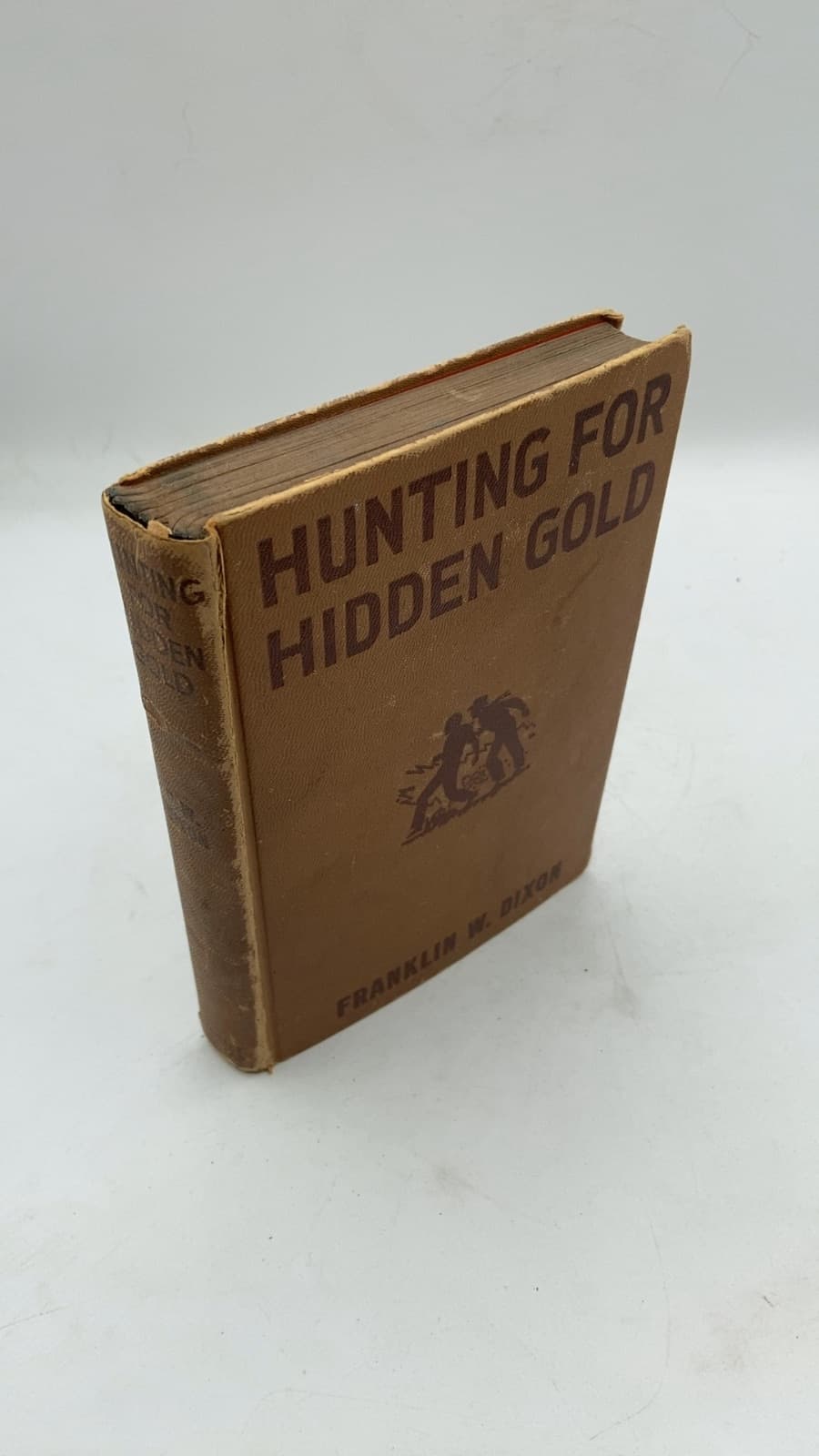 Hunting for Hidden Gold by Franklin W. Dixon - front cover