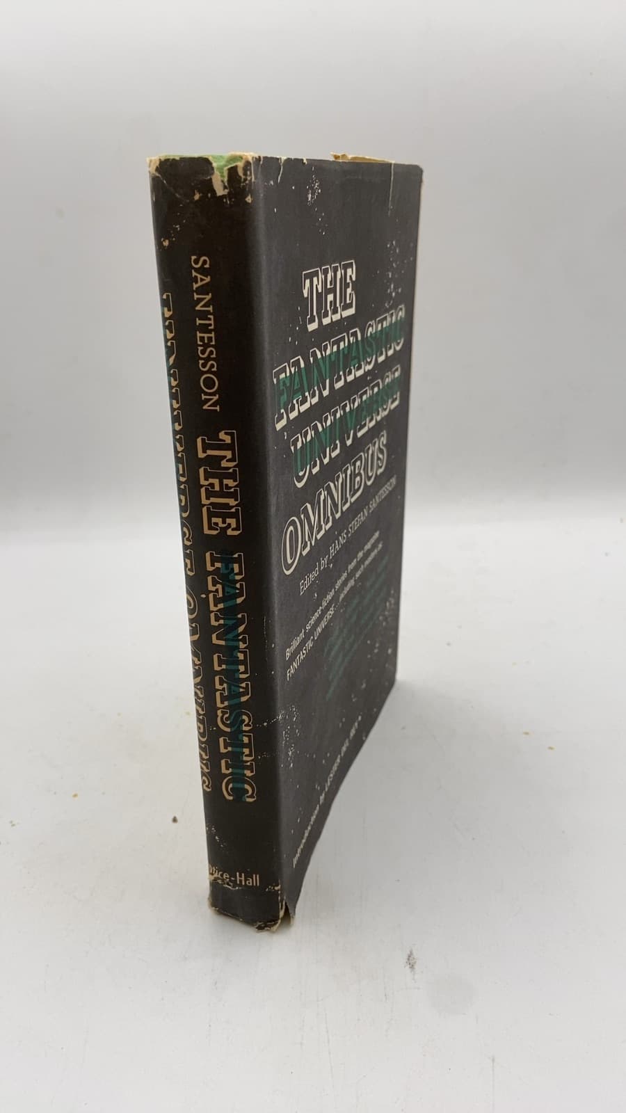The Fantastic Universe Omnibus by Edited by Hans Stefan Santesson - front cover