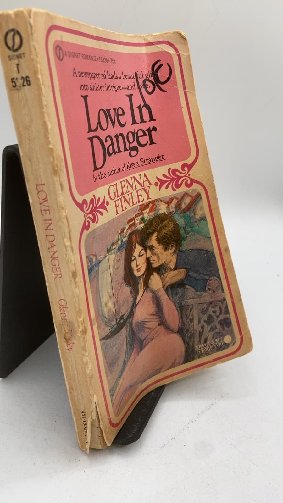 Love In Danger by Glenna Finley - front cover