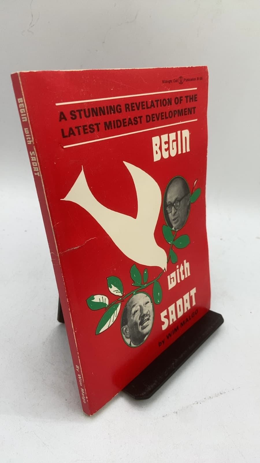Begin with Sadat by Wim Malgo - front cover