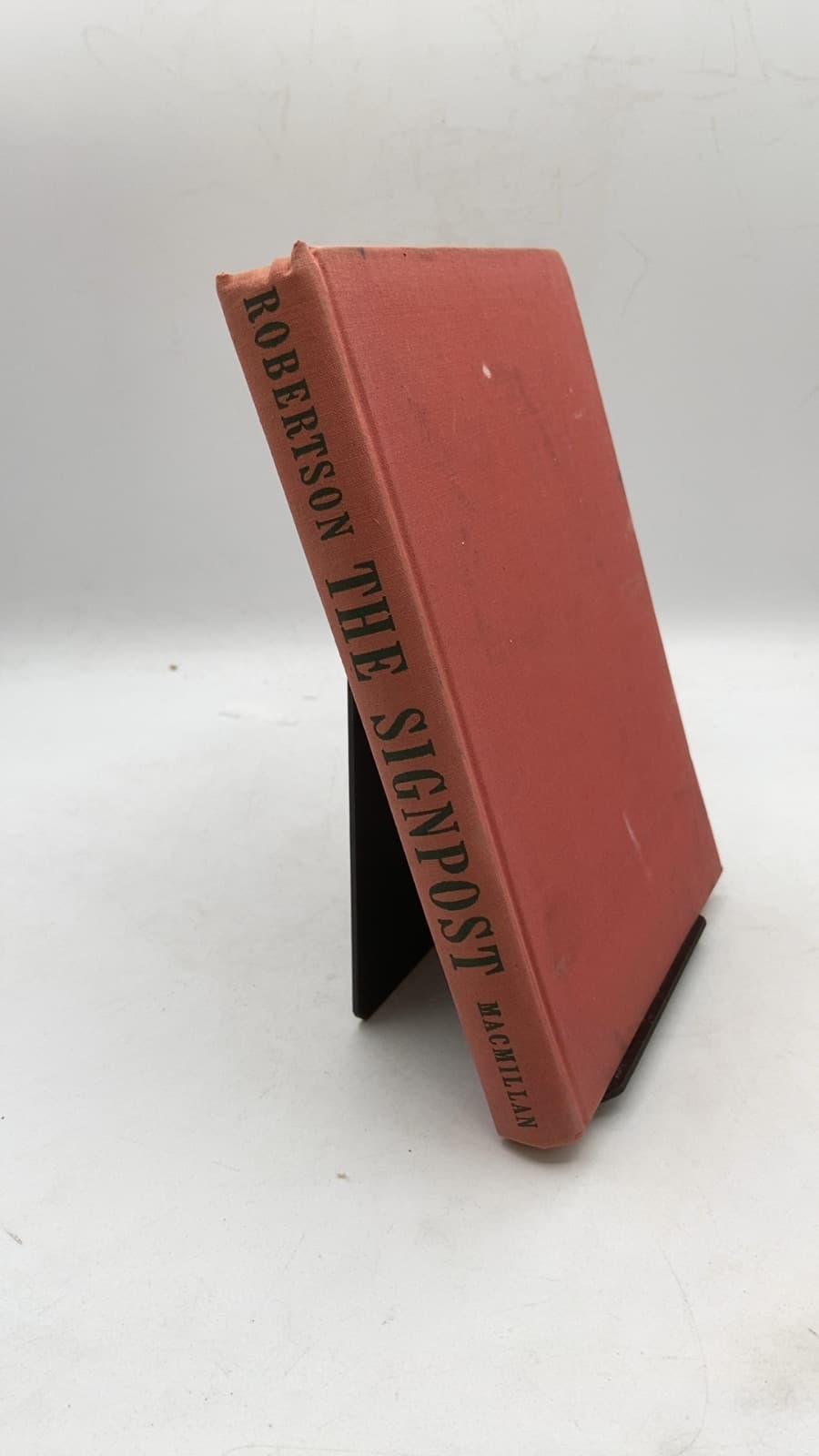THE Signpost by E. Arnot Robertson - front cover