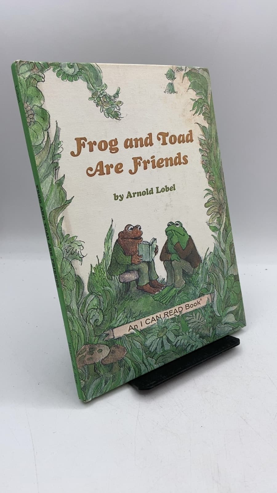 Frog and Toad Are Friends by Arnold Lobel - front cover