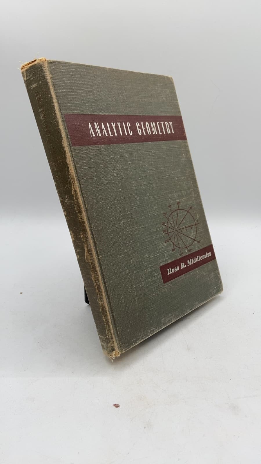 Analytic Geometry by Ross R. Middlemiss - front cover