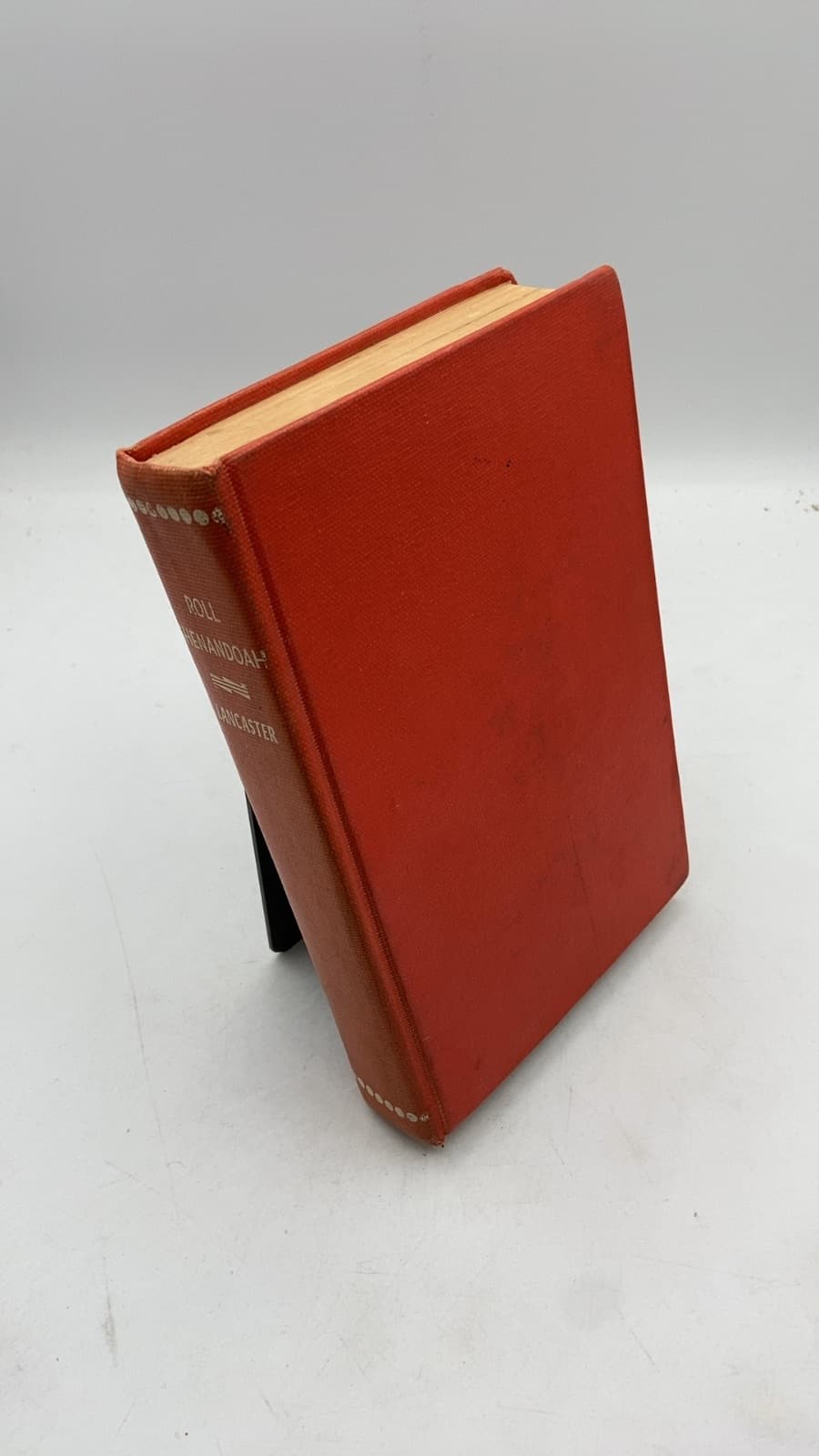 Roll Shenandoah by Bruce Lancaster - front cover