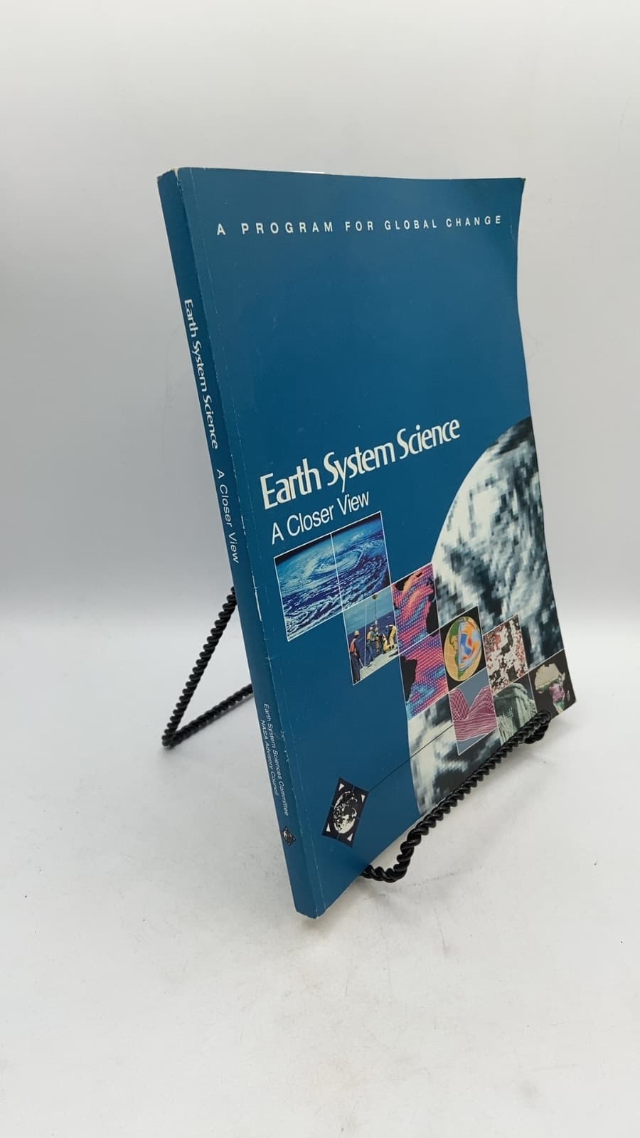 Earth System Science: A Closer View - front cover