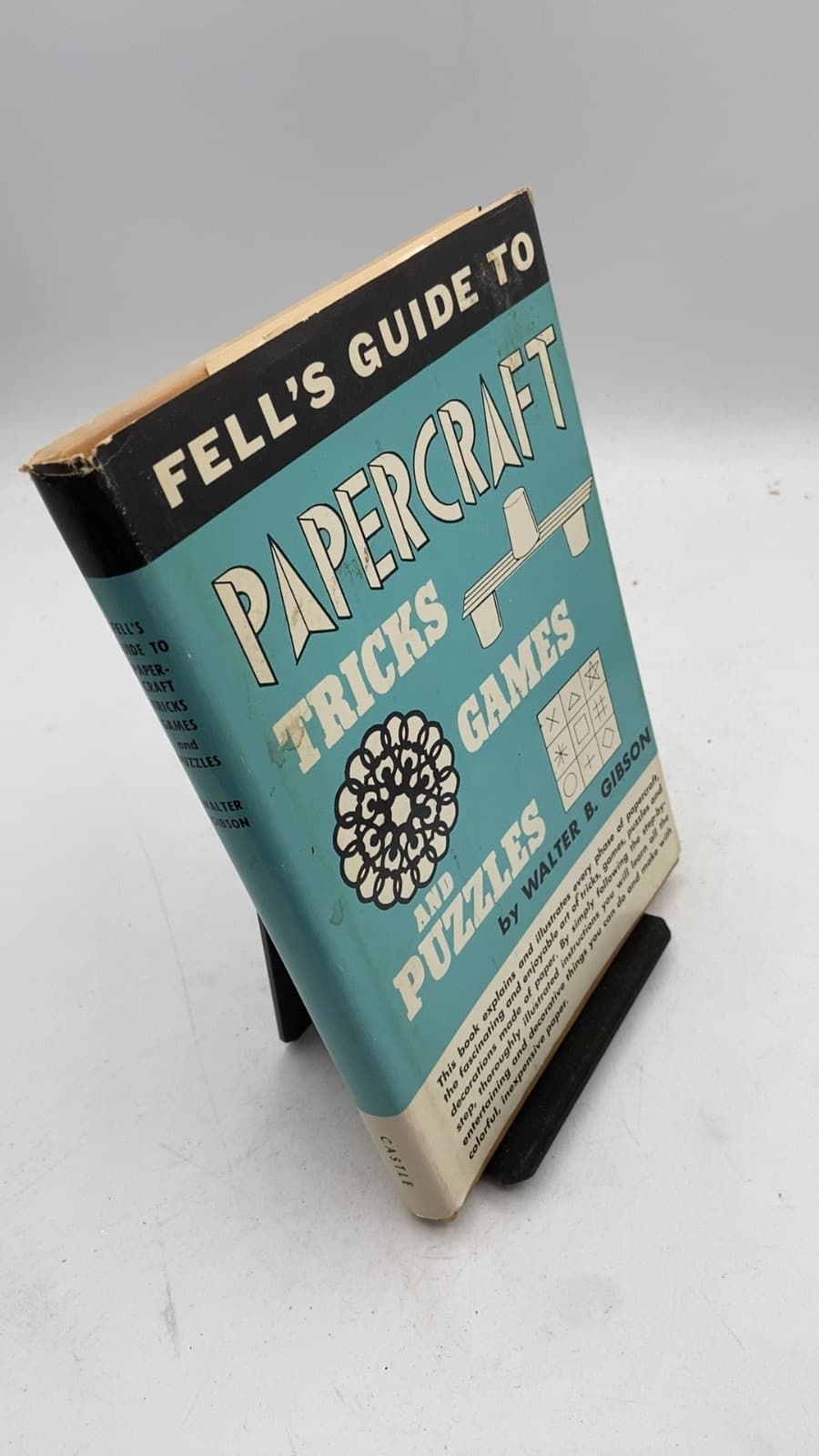 Fell's Guide to Papercraft Tricks, Games and Puzzles by Walter B. Gibson - front cover