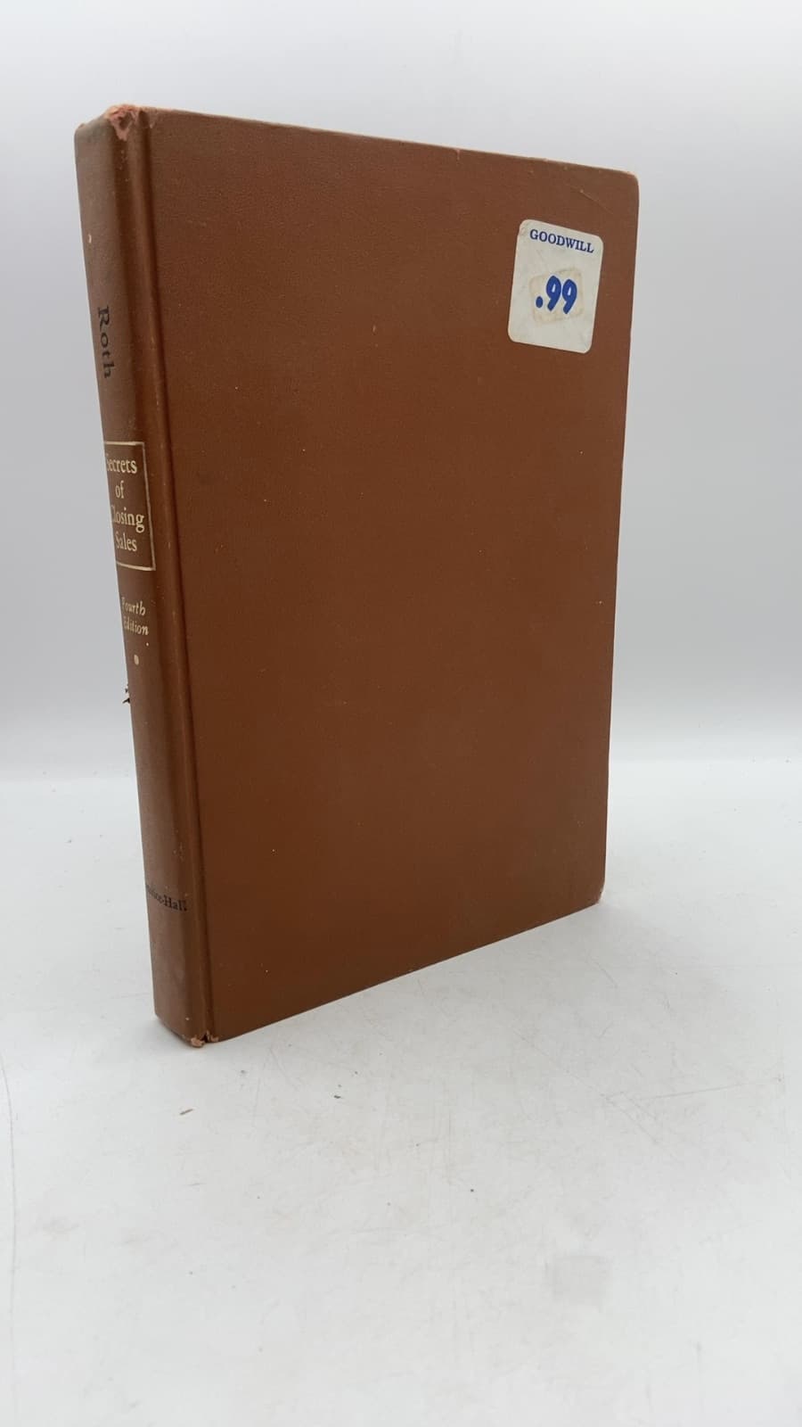 Secrets of Closing Sales by Charles B. Roth - front cover