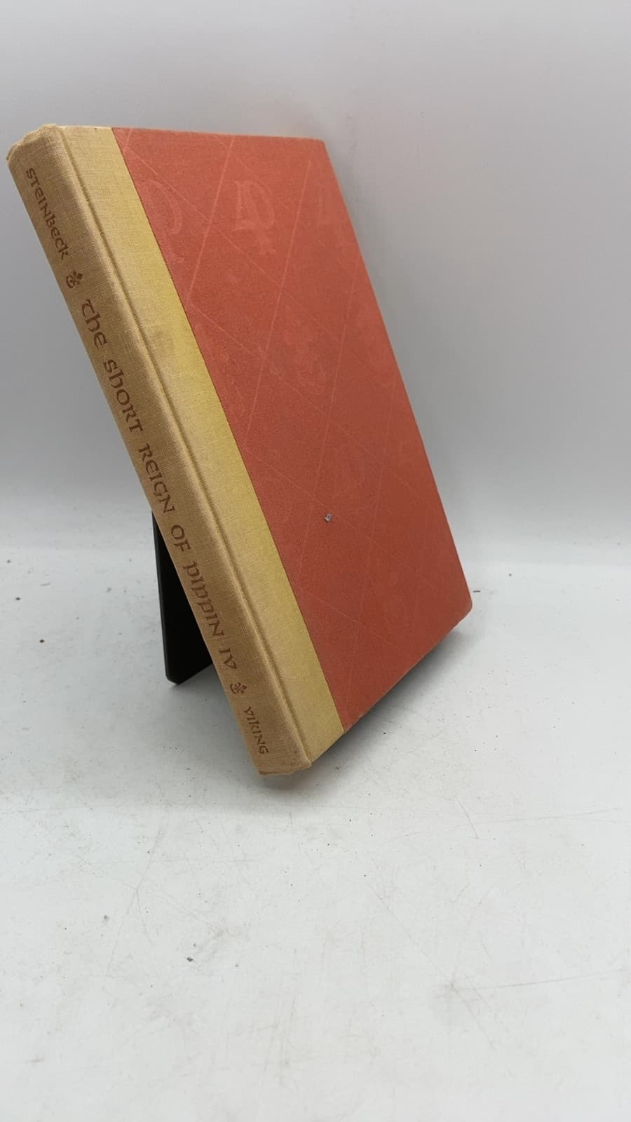The Short Reign of Pippin IV by John Steinbeck - front cover