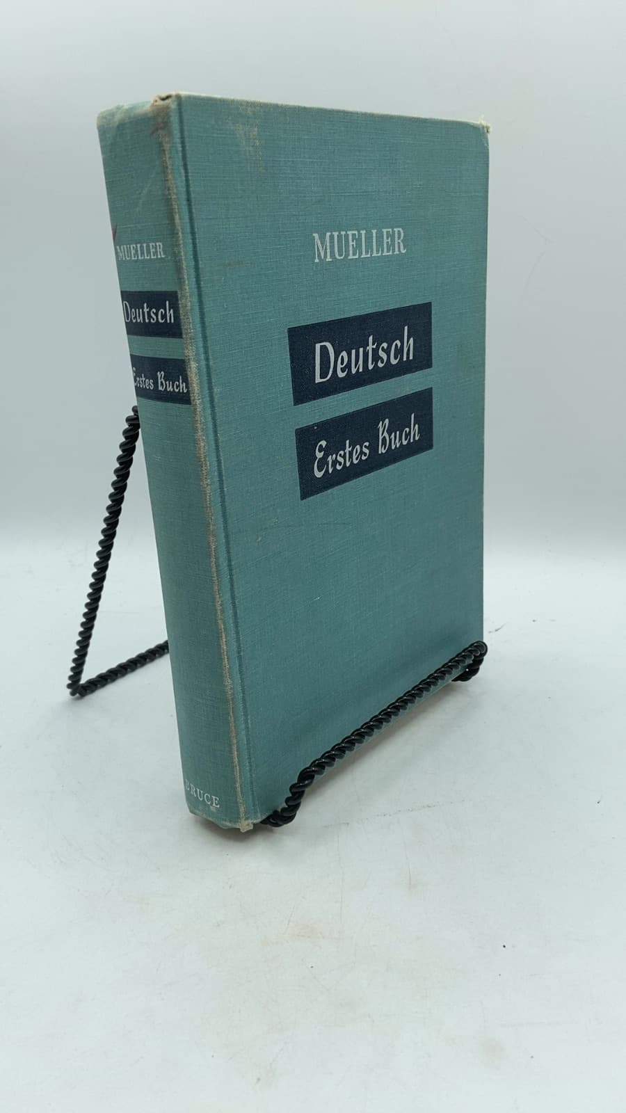 Deutsch Erstes Buch by Hugo Mueller - front cover