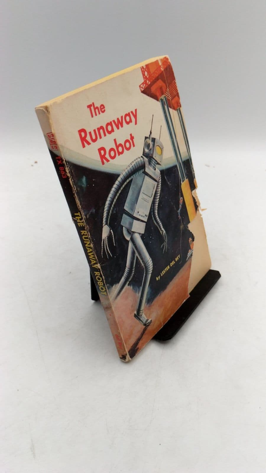 The Runaway Robot by Lester Del Rey - front cover