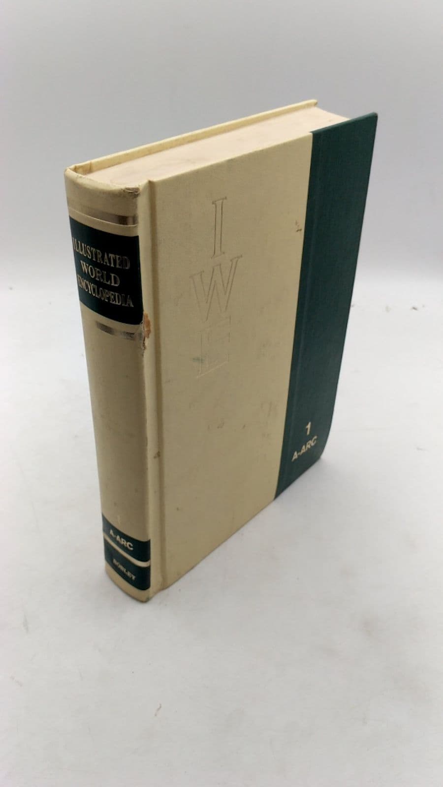 Illustrated World Encyclopedia - front cover