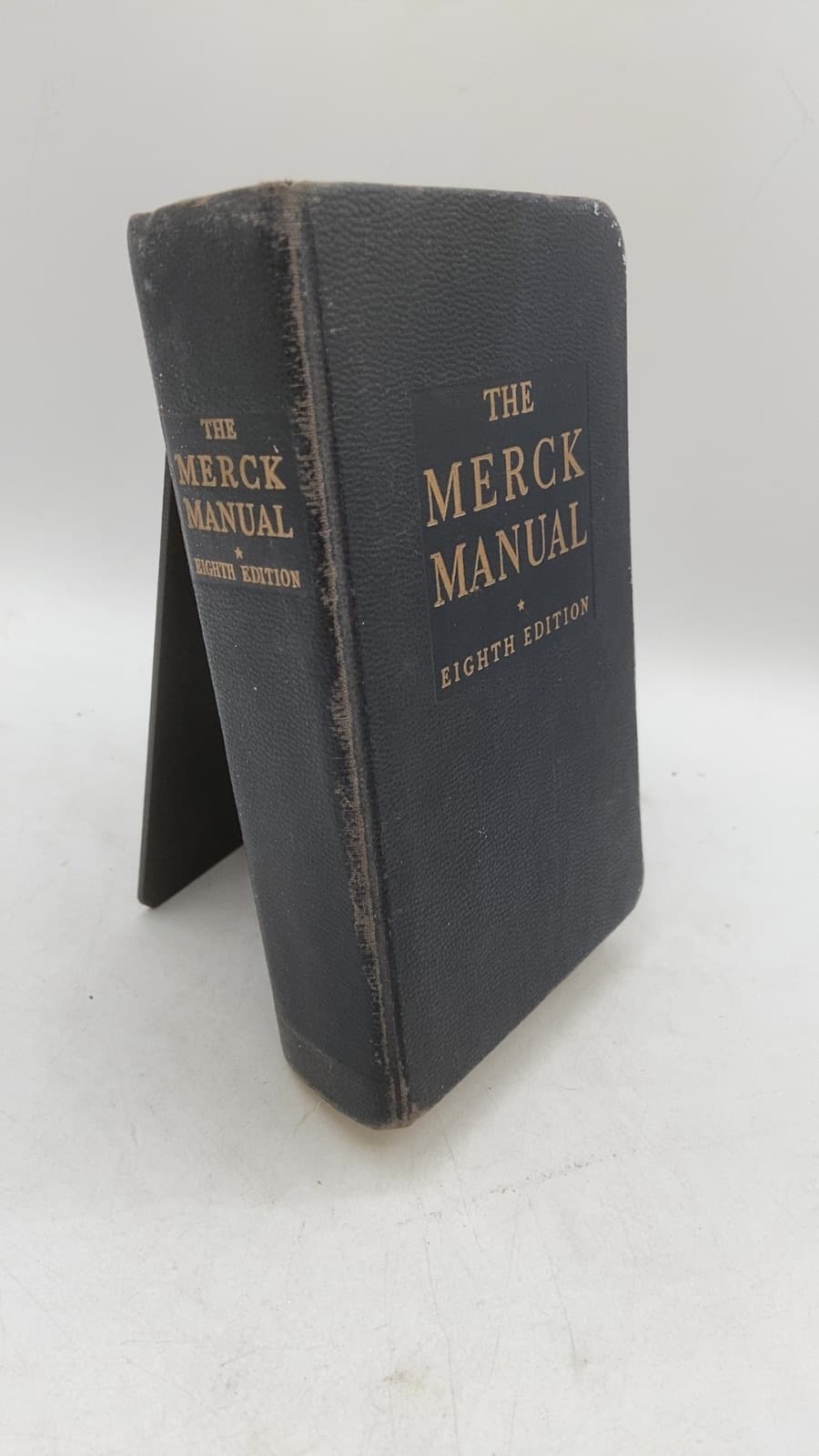 The Merck Manual of Diagnosis and Therapy - front cover