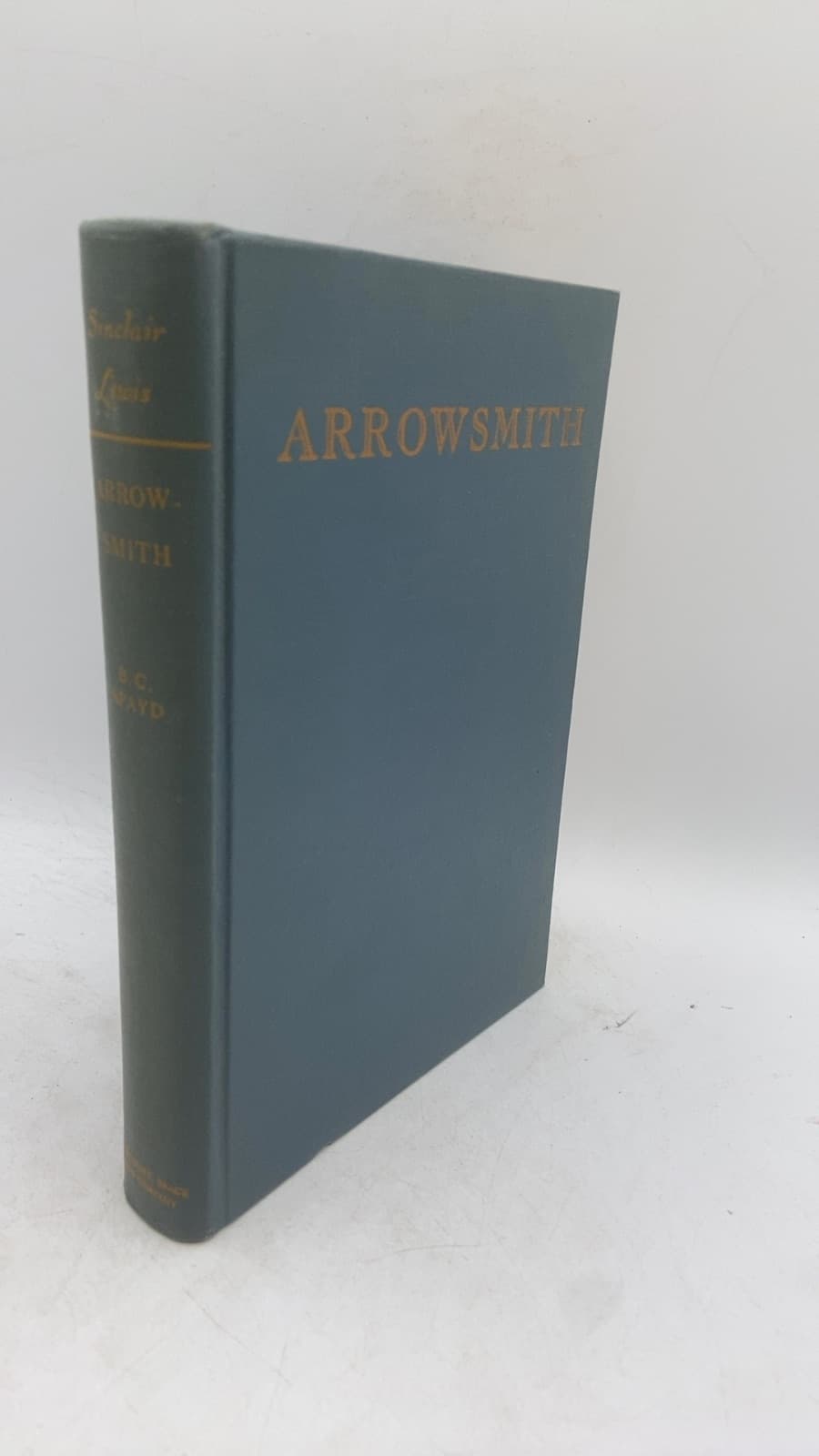Arrowsmith by Sinclair Lewis - front cover