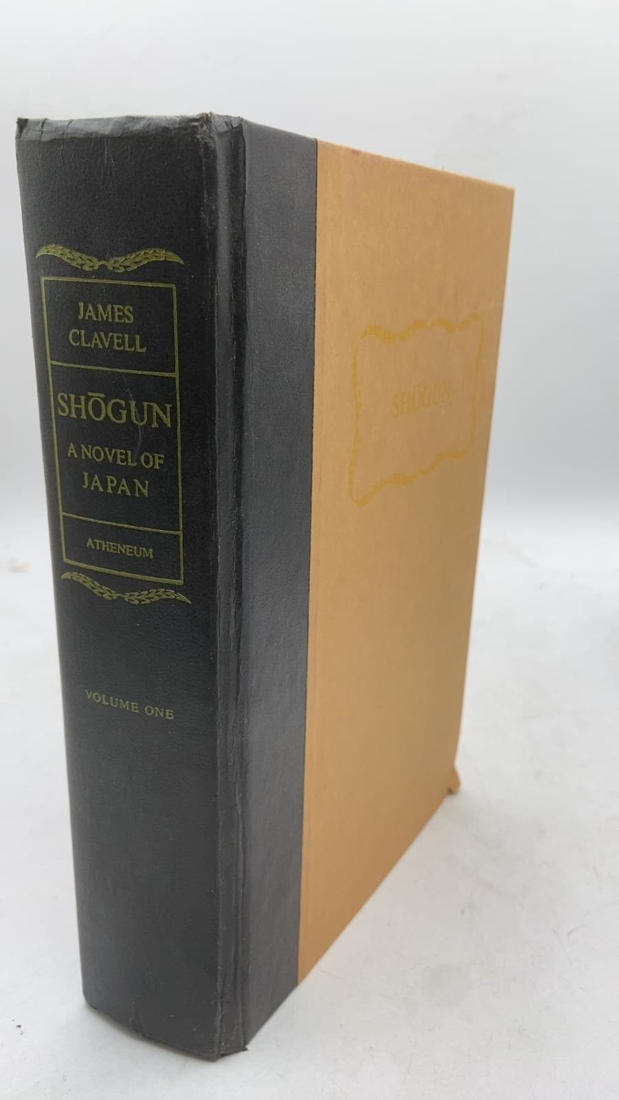 Shōgun A Novel OF Japan by James Clavell - front cover