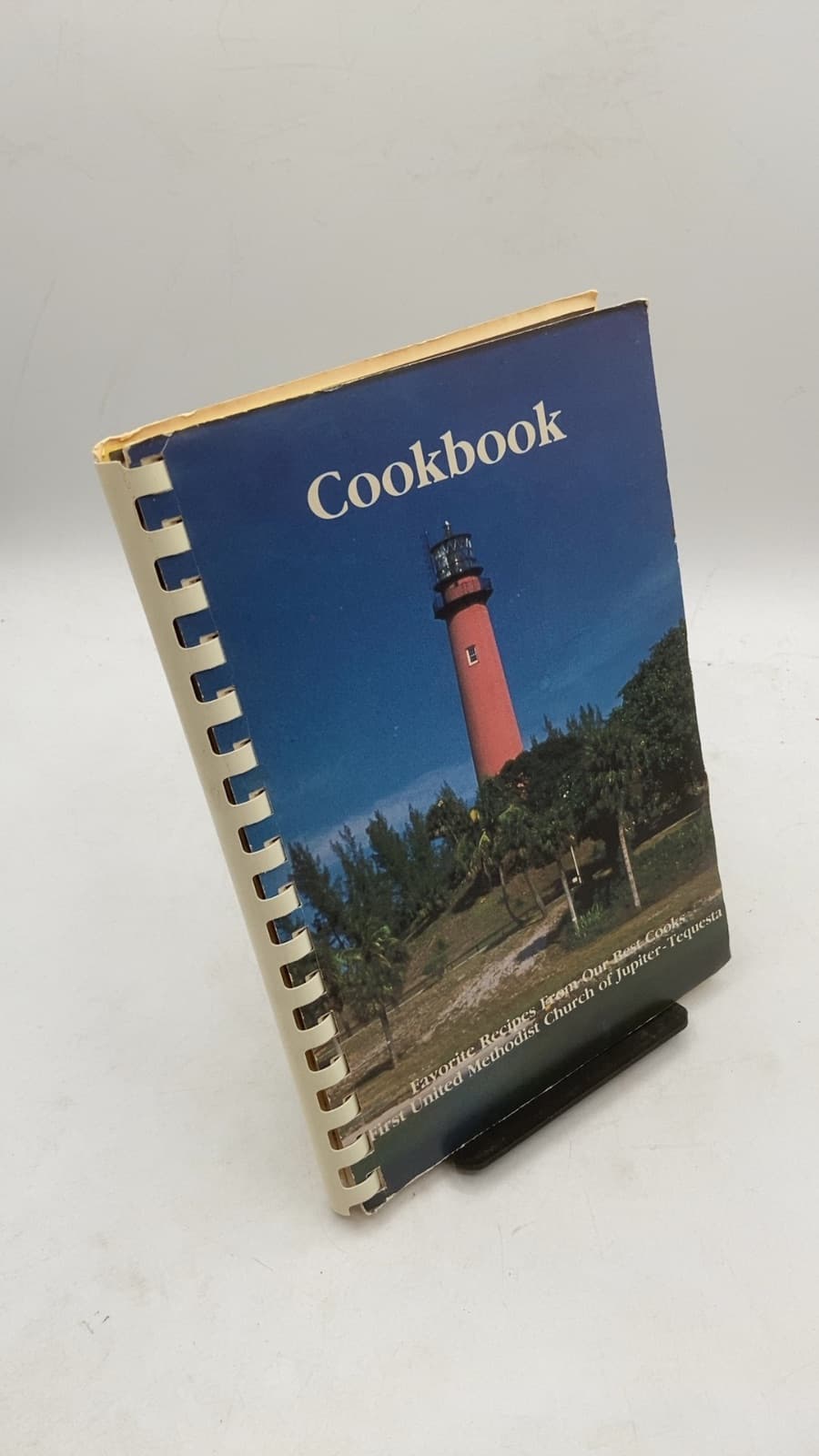 Cookbook by Kitchen Gourmet Club - front cover