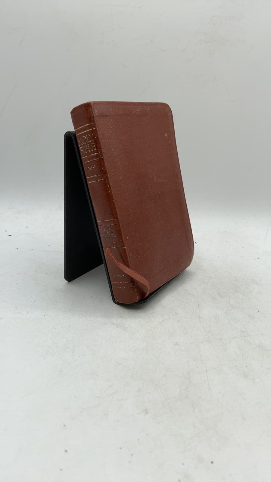 The Holy Bible: New International Version - front cover