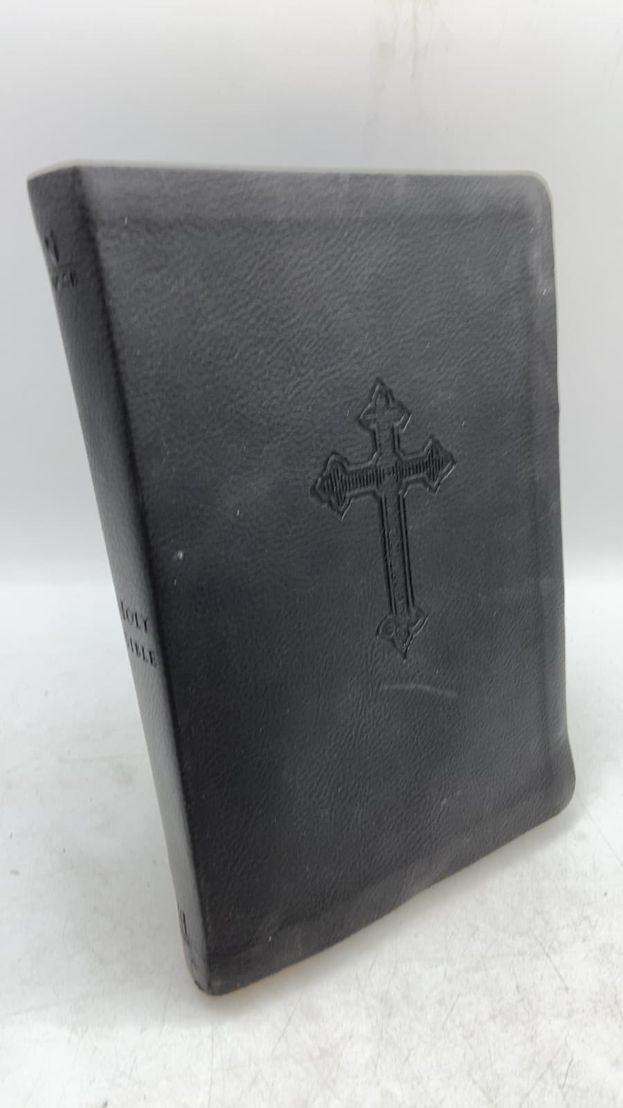 The Holy Bible: Containing the Old and New Testaments - front cover