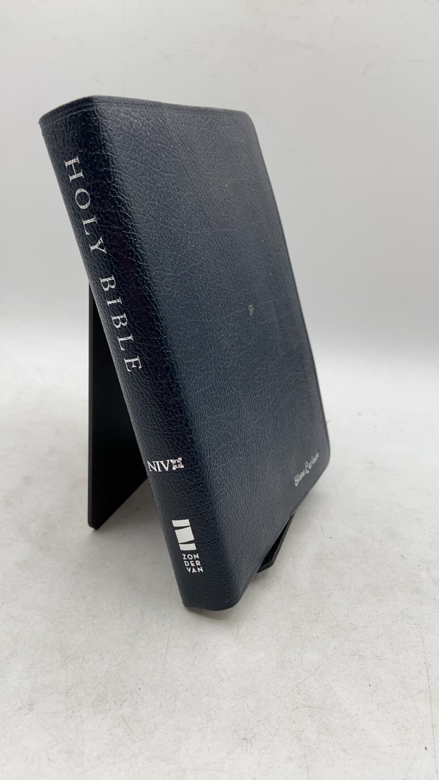 The Holy Bible: New International Version - front cover