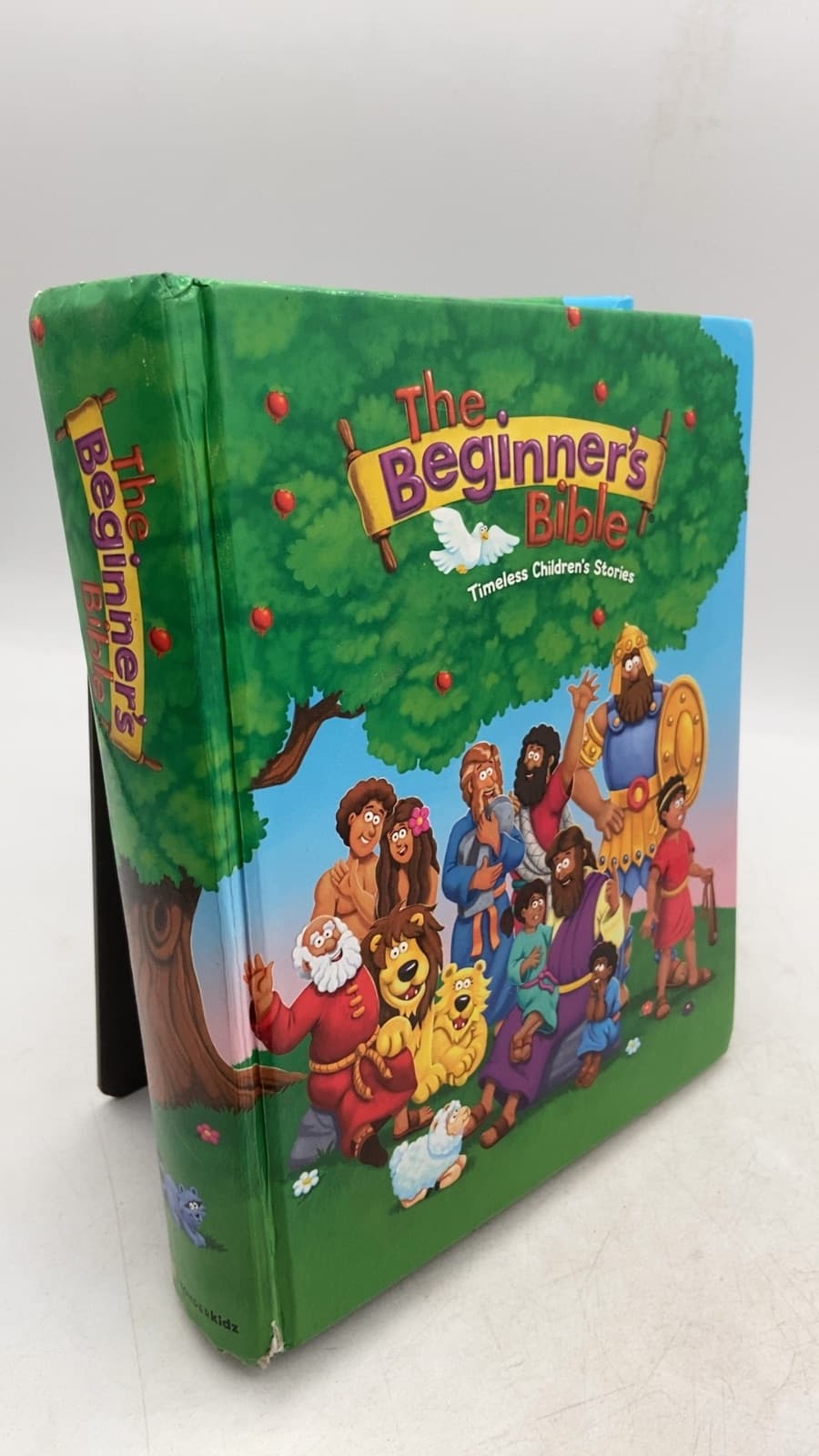 The Beginner's Bible: Timeless Children's Stories - front cover
