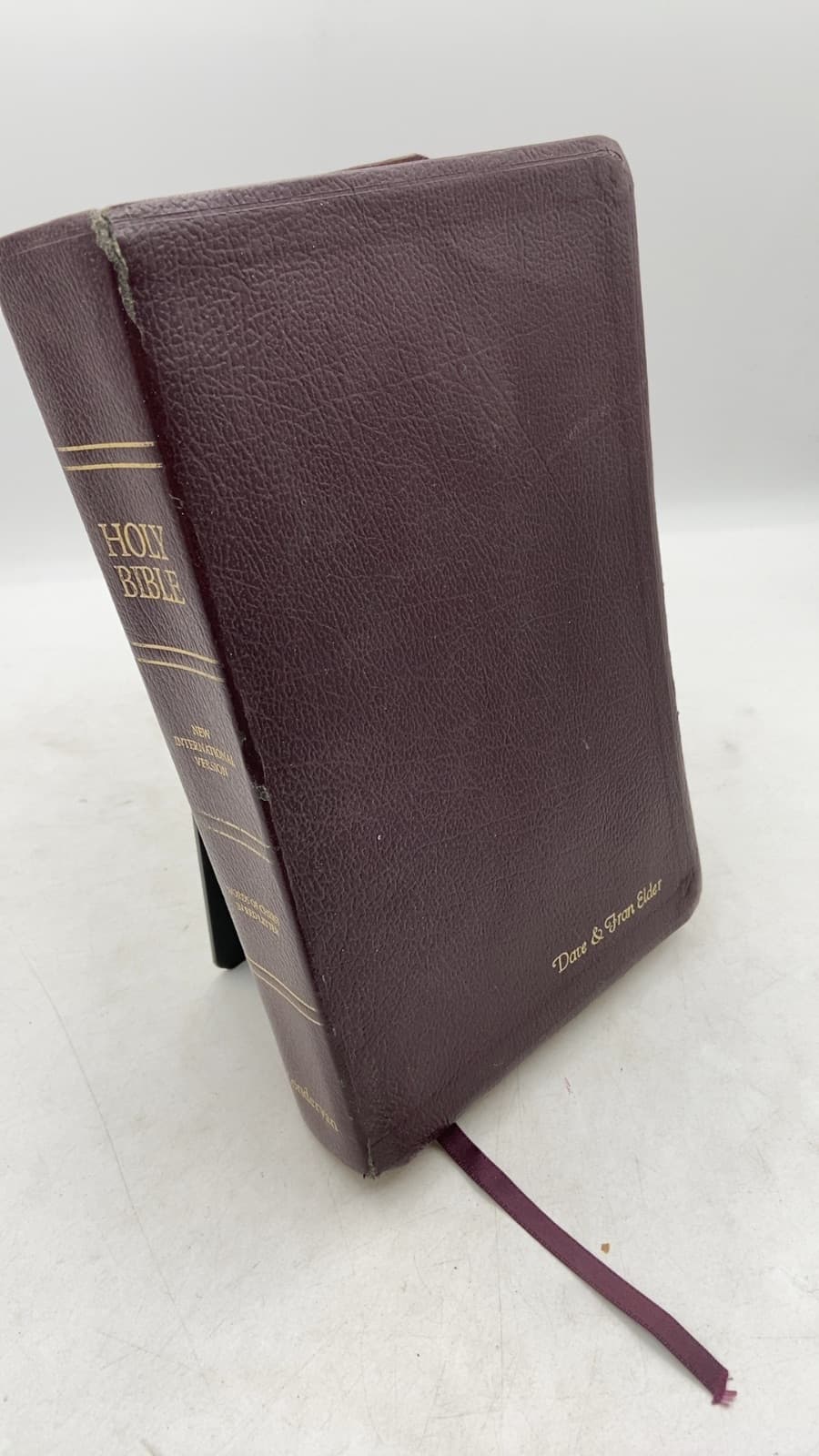 The Holy Bible: New International Version - front cover