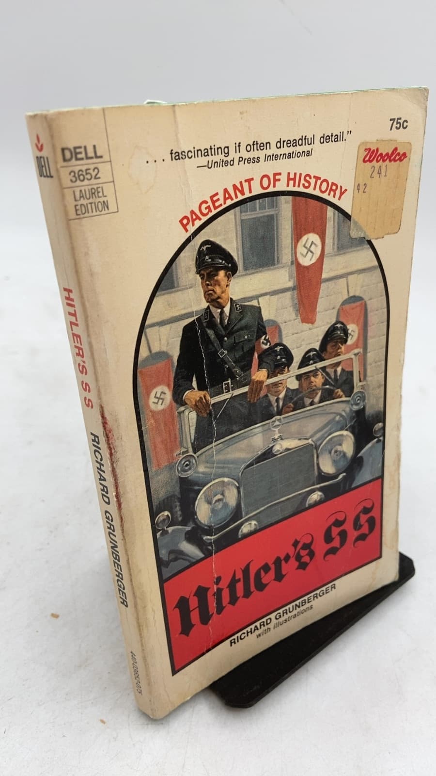 Hitler's SS by Richard Grunberger - front cover