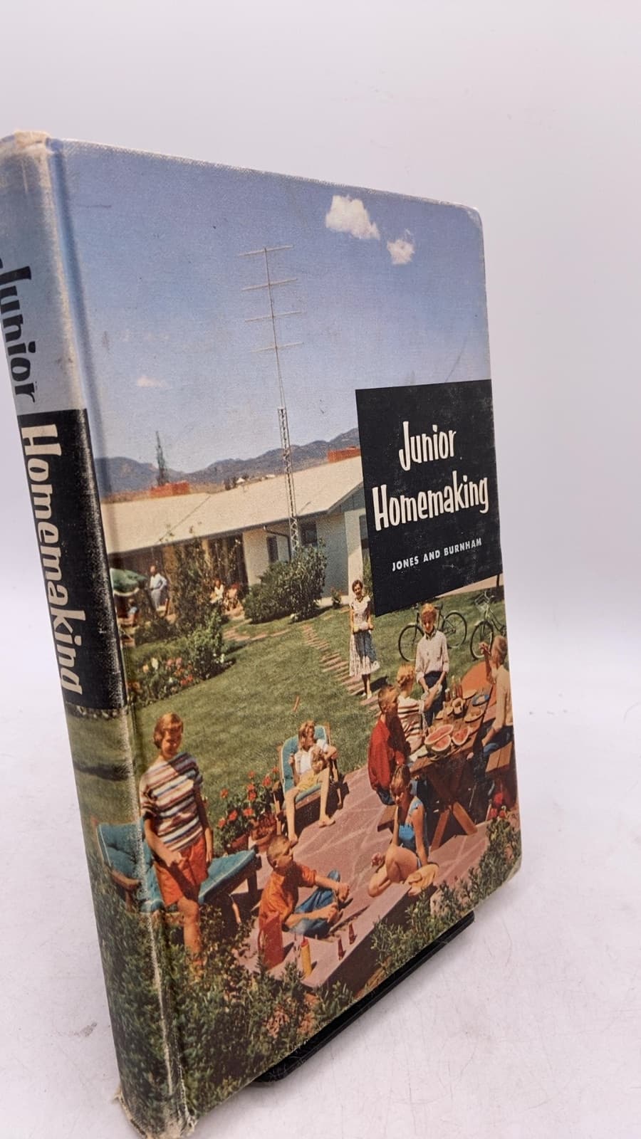 Junior Homemaking by Evelyn G. Jones and Helen A. Burnham - front cover