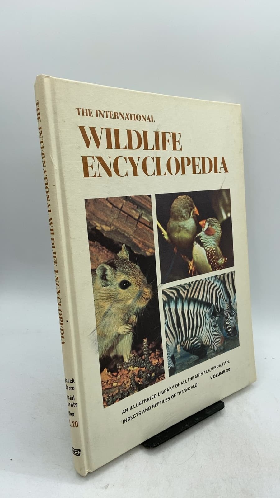THE International Wildlife Encyclopedia by Dr. Maurice Burton and Robert Burton - front cover