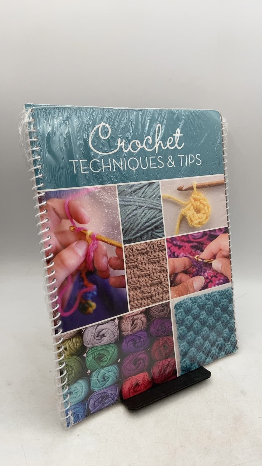 Crochet Techniques & Tips / Crochet Patterns & Projects - front cover