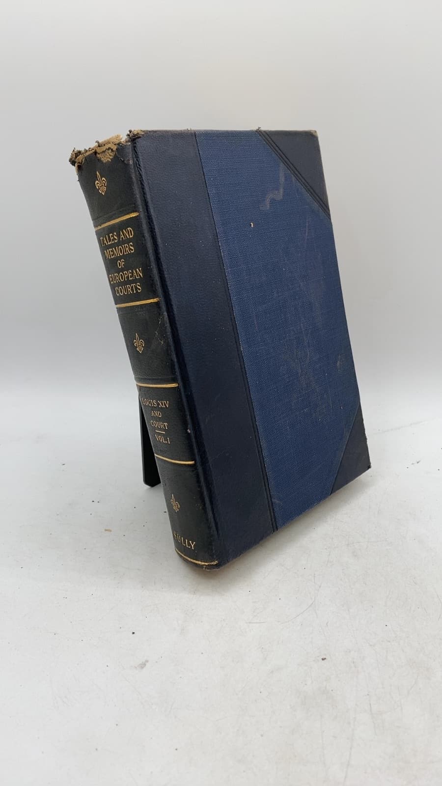 Tales and Memoirs of Louis XIV and His Court and of the Regency by Duke of Saint-Simon - front cover