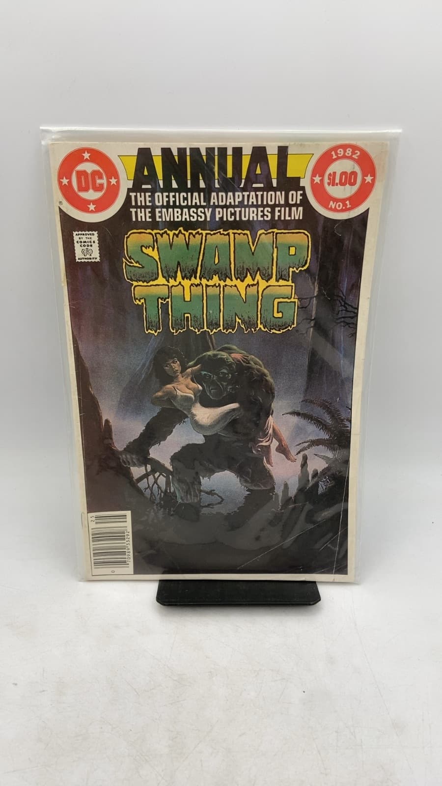 Swamp Thing Annual No. 1: The Official Adaptation of the Embassy Pictures Film - front cover