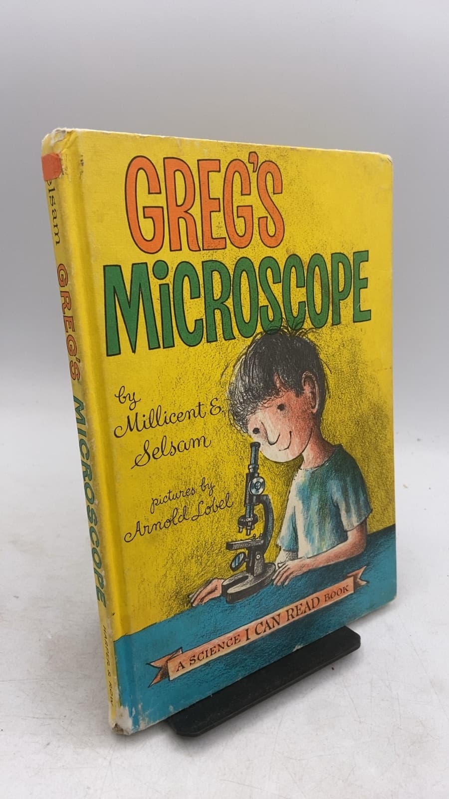 Greg's Microscope by Millicent E. Selsam - front cover