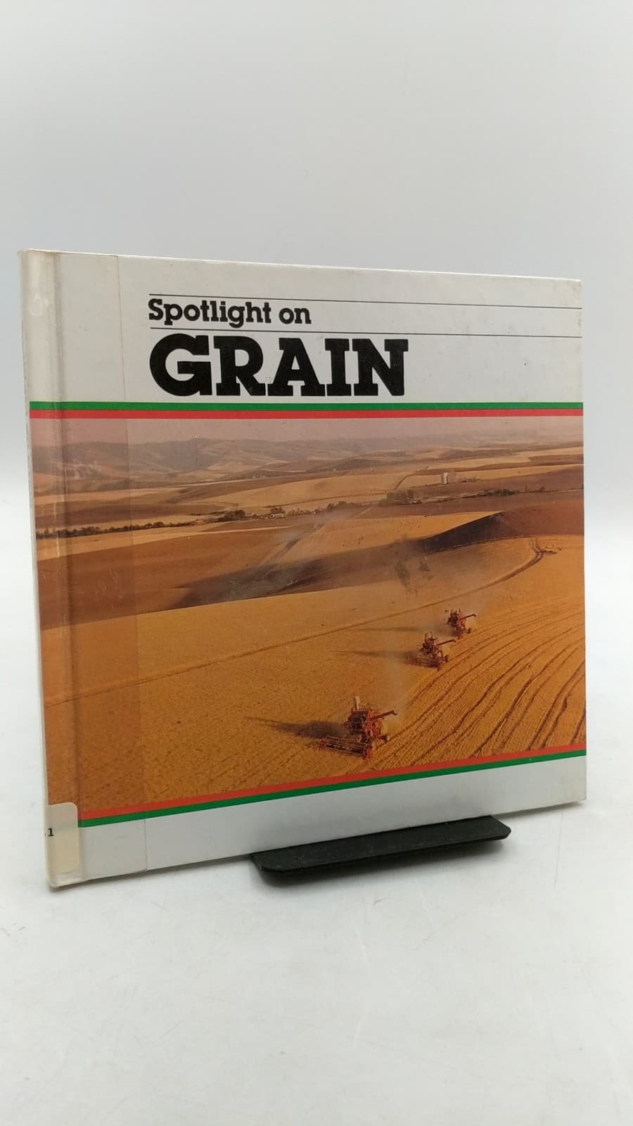 Spotlight on Grain by Alan Blackwood - front cover