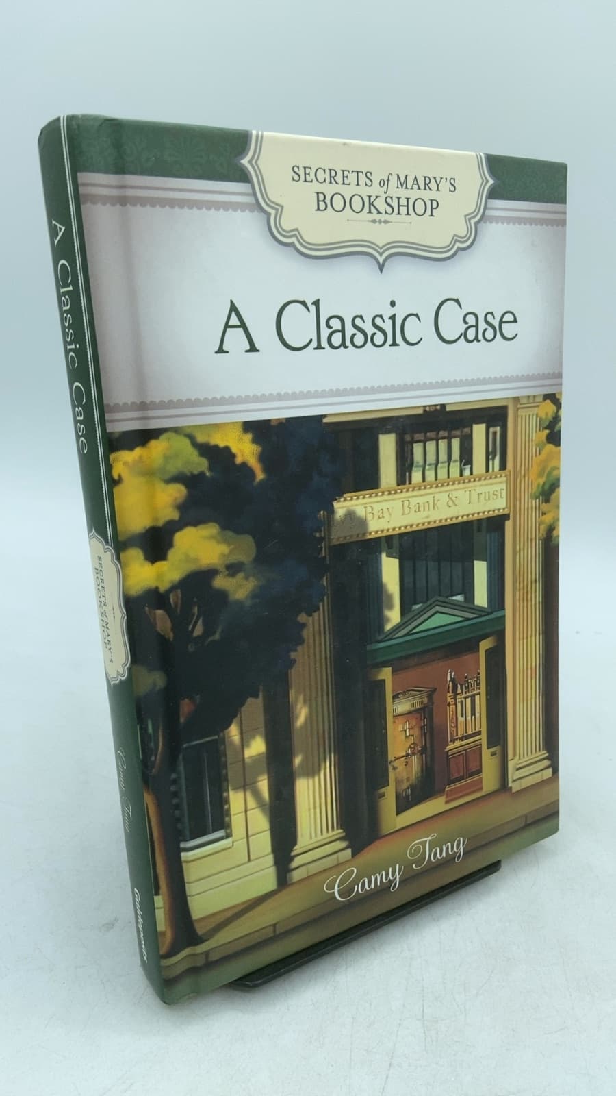A Classic Case by Camy Tang - front cover
