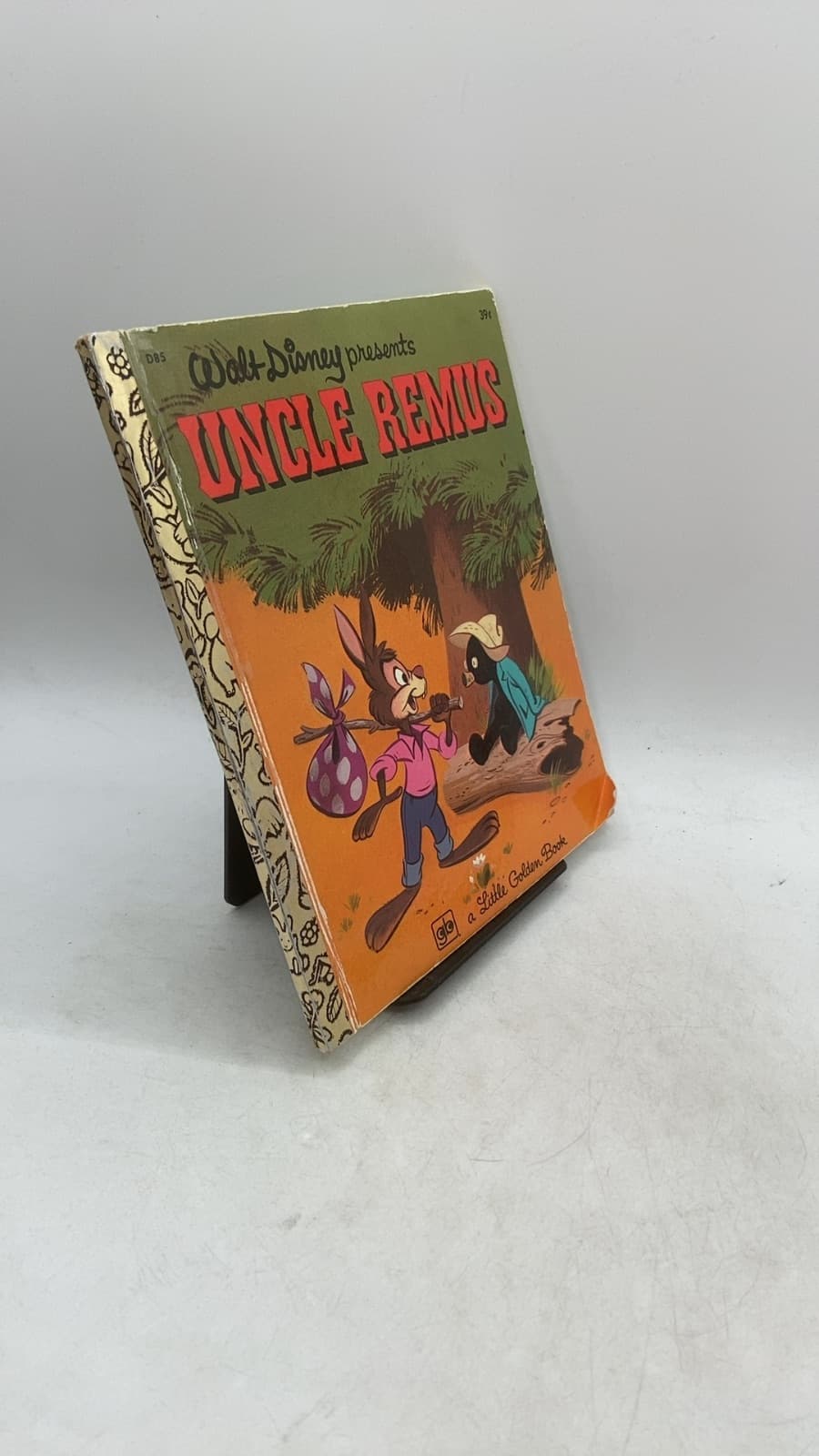 Walt Disney's Uncle Remus by Retold by Marion Palmer, original stories by Joel Chandler Harris - front cover