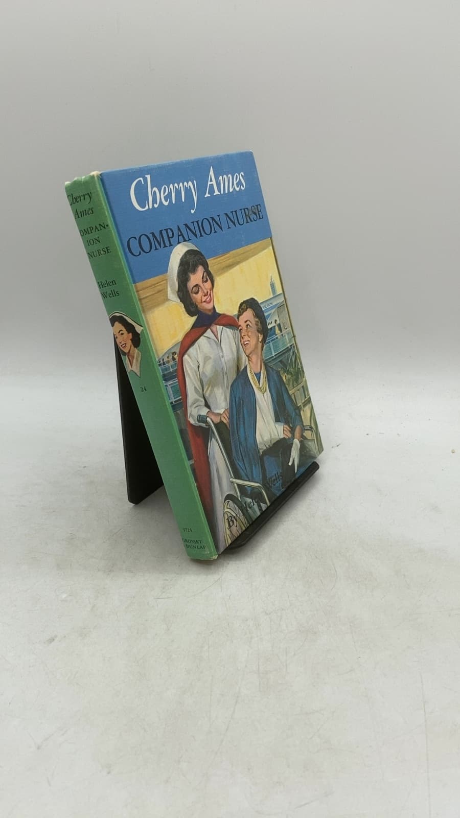 Cherry Ames Companion Nurse by Helen Wells - front cover