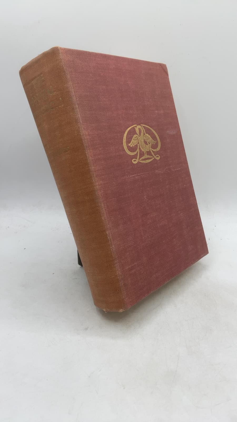 Animal Kingdom: The Strange and Wonderful Ways of Mammals, Birds, Reptiles, Fishes and Insects. A New and Authentic Natural History of the Wildlife of the World. Volume I by Frederick Drimmer, M.A. - front cover