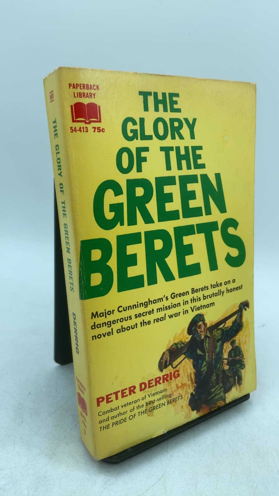 THE Glory OF THE Green Berets by Peter Derrig - front cover