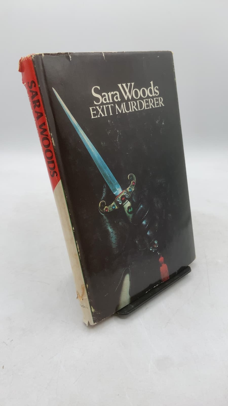 Exit Murderer by Sara Woods - front cover