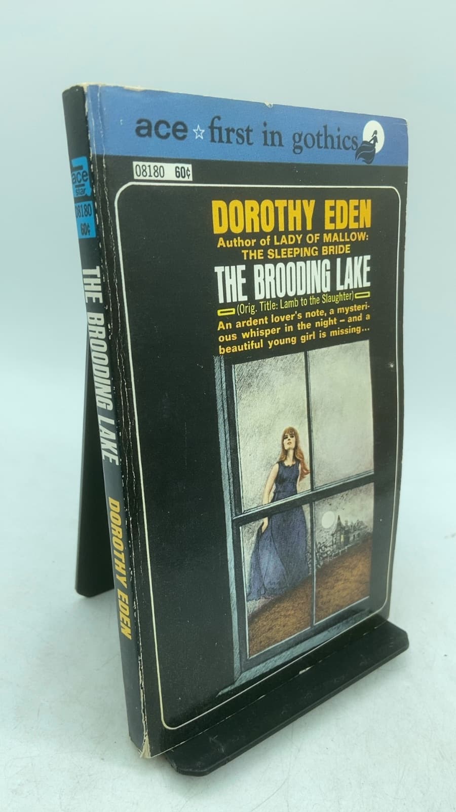 THE Brooding Lake by Dorothy Eden - front cover