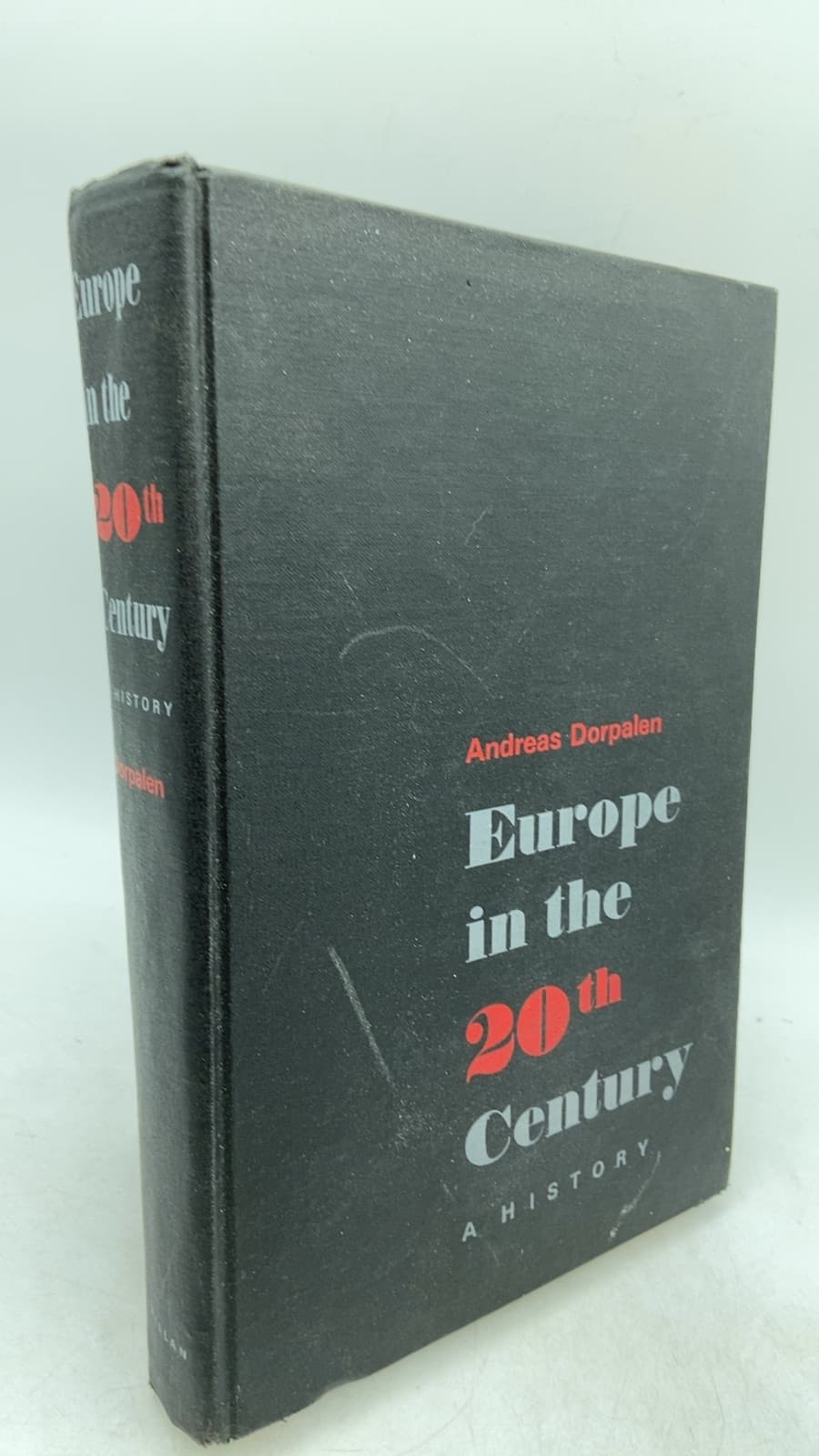 Europe in the 20th Century: A History by Andreas Dorpalen - front cover