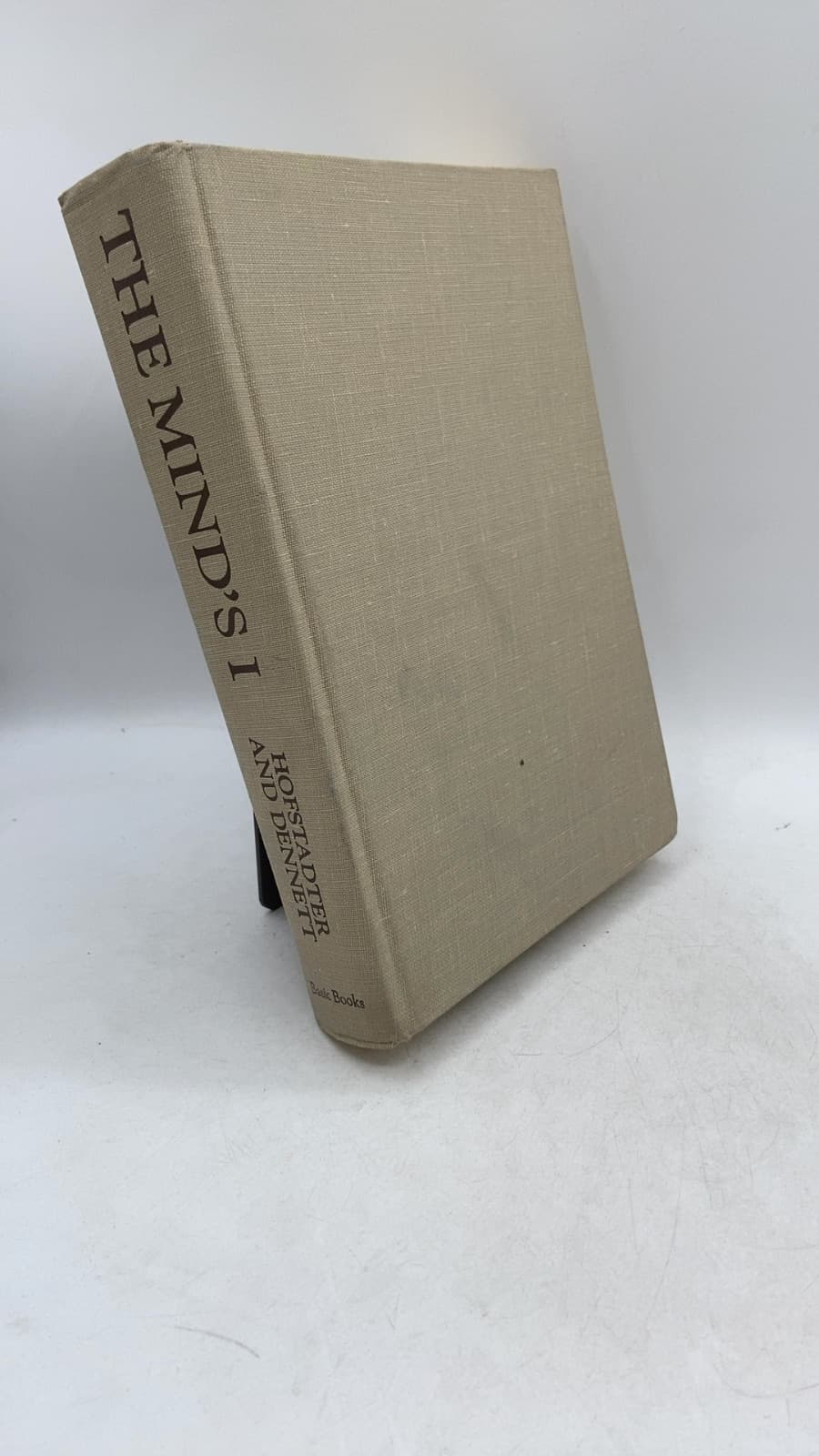 The Mind's I: Fantasies and Reflections on Self and Soul by Douglas R. Hofstadter and Daniel C. Dennett - front cover